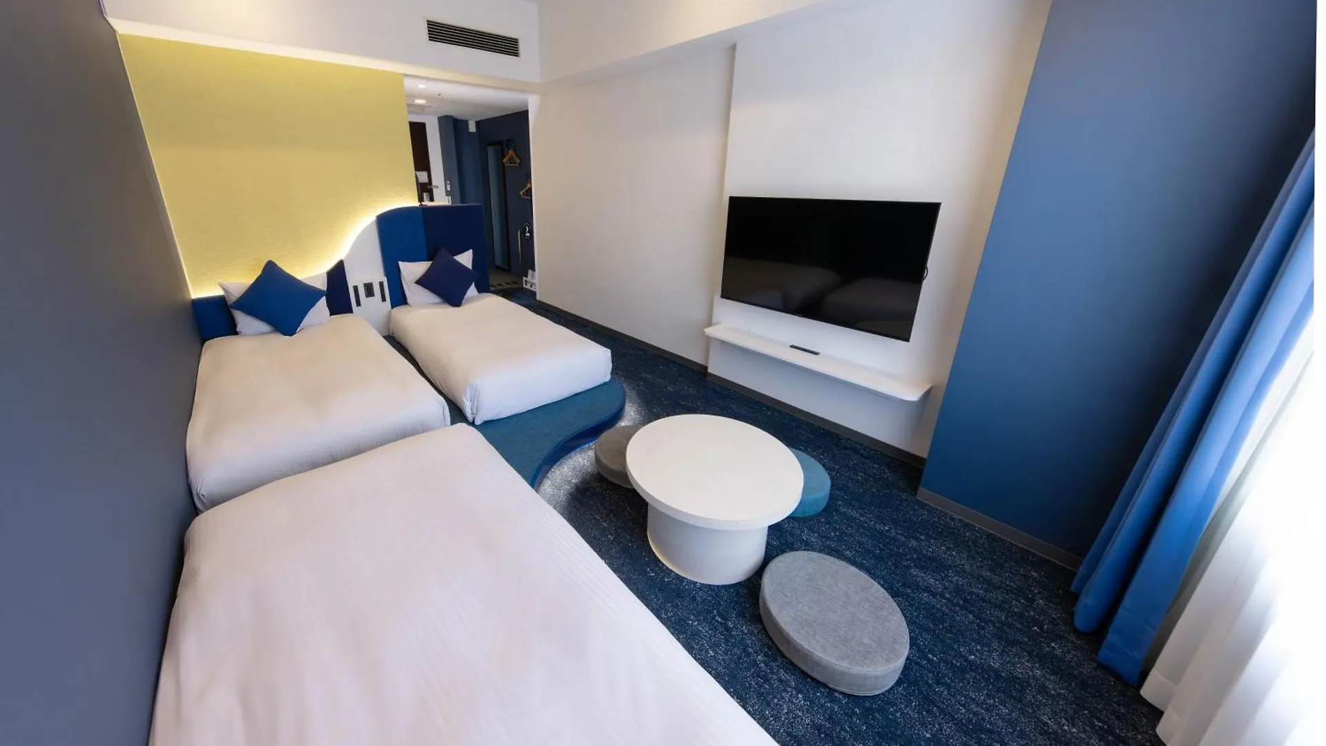Hotel Keihan Universal Tower Oszaka 4*,